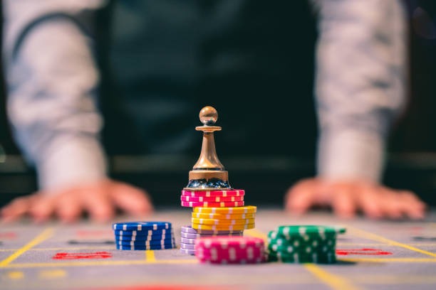 Live dealer managing Domino QQ table Live dealer managing Domino QQ table